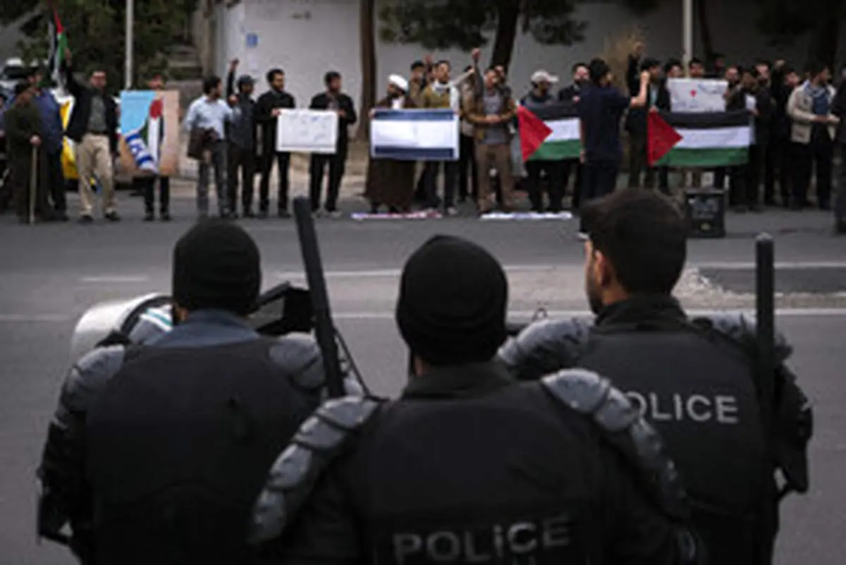 دانشجویان مقابل سفارت اردن در تهران جمع شدند + عکس