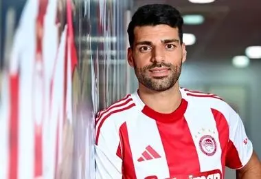 مهدی طارمی مهاجم اول المپیاکوس شد