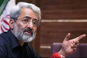 تندورها می‌خواهند در قالب تنش خودشان را اثبات کنند| تعداد تندروها کم است 