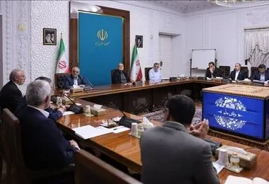 آرایش جدید اقتصادی دولت برای مدیریت شرایط ویژه/ تأکید بر ثبات بازار ارز و تقویت تاب‌آوری