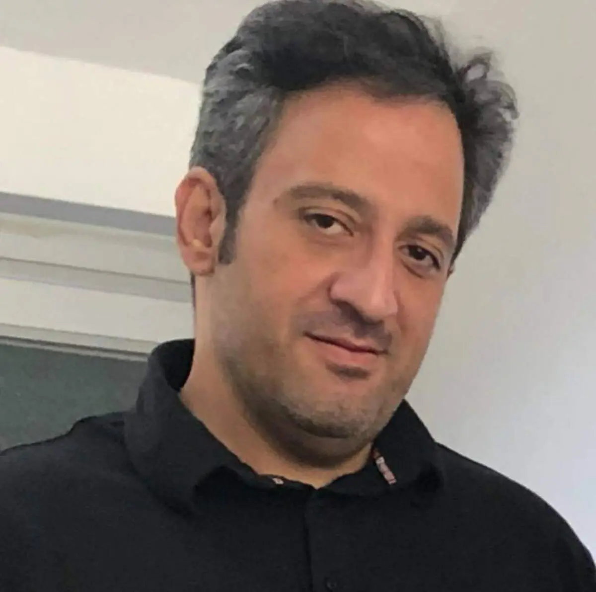 مهدی افشارنیک آزاد شد
