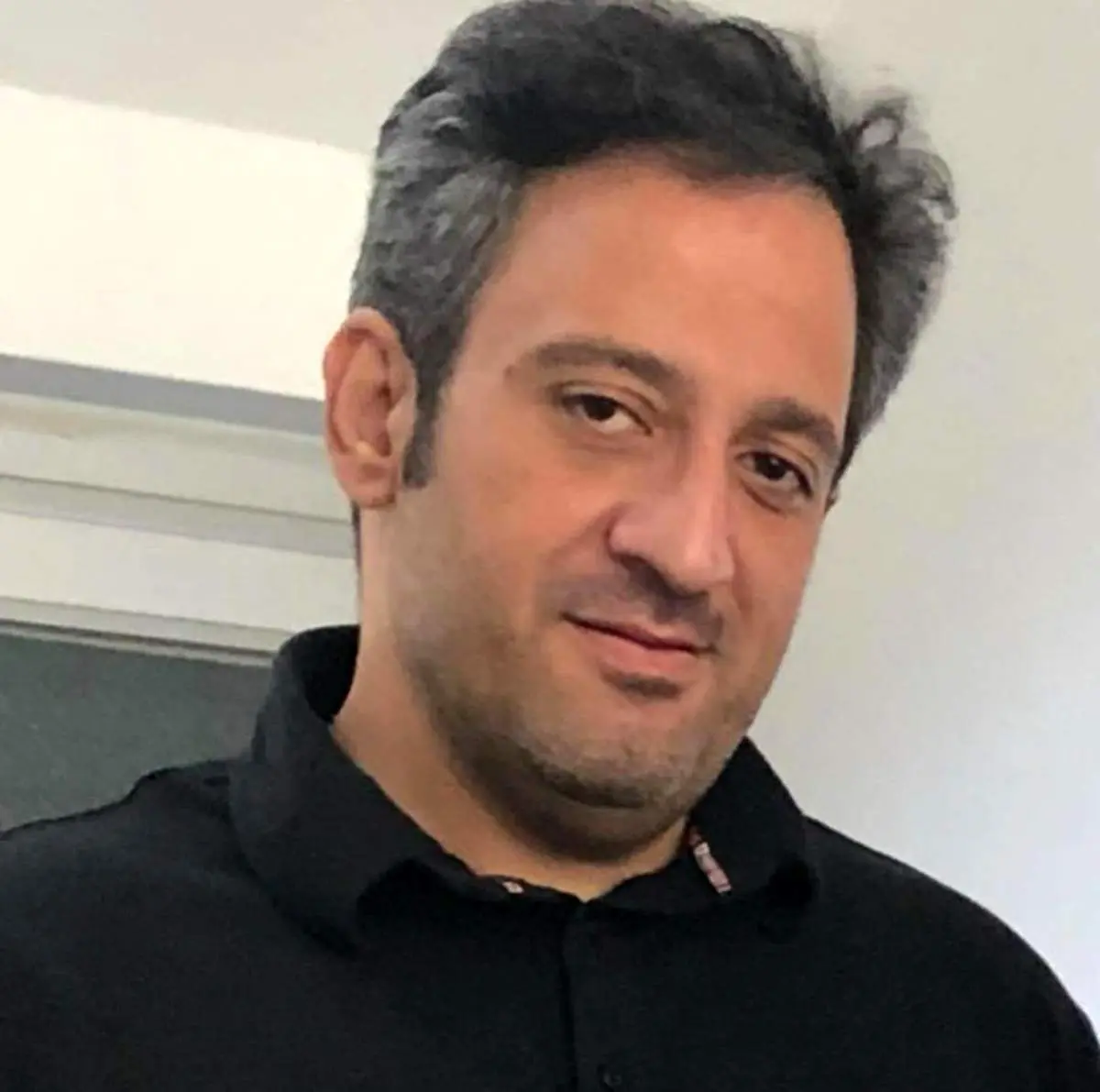 مهدی افشارنیک آزاد شد