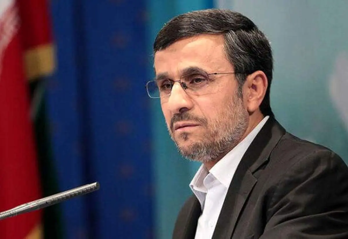 عکسی عجیب از "احمدی نژاد" که در مراسم ارتحال امام خمینی منتشر شد/ تصویر