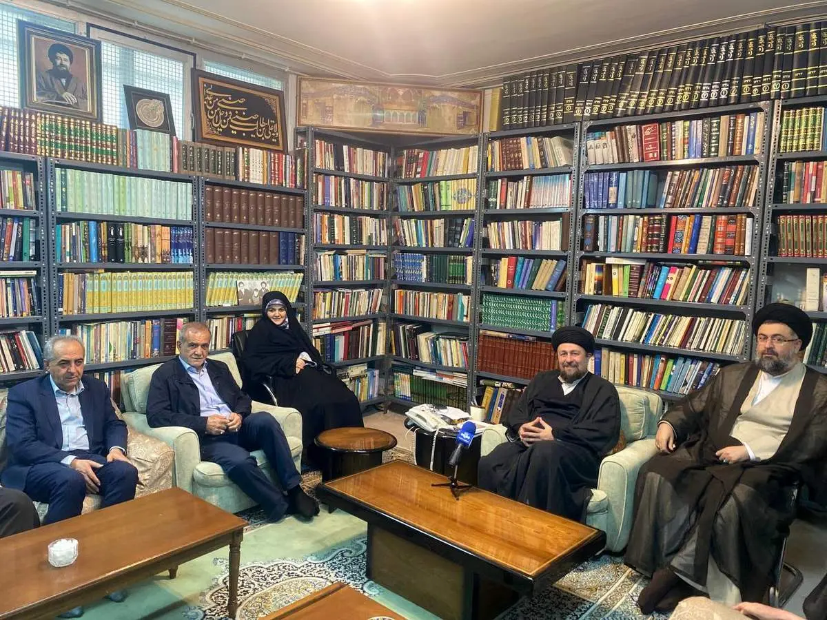 دیدار پزشکیان با سیدحسن خمینی
