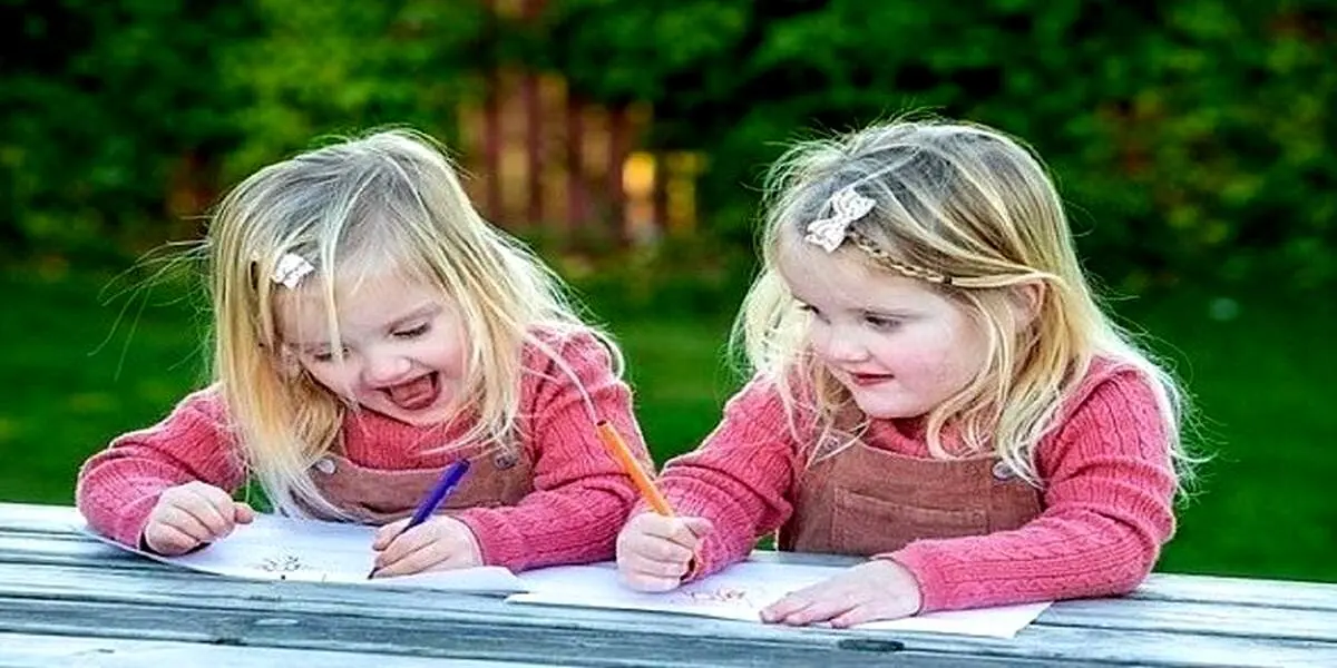 دوقلو‌های کاملا یکسان و عجیب و نادر+ببینید
