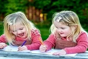 دوقلو‌های کاملا یکسان و عجیب و نادر+ببینید
