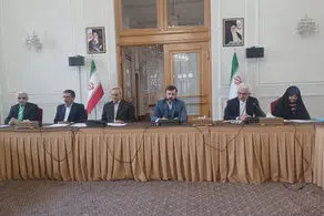 غریب‌آبادی: باید با مشارکت فعال در مجامع بین‌المللی از منافع ایران دفاع کنیم