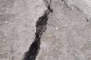 شکاف مجدد در جاده چالوس/ هشدار نسبت به تردد در کندوان+عکس