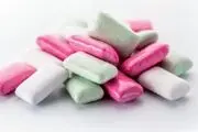 بهترین زمان جویدن آدامس؛ قبل از غذا یا بعد از غذا؟
