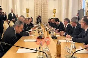 عراقچی و لاوروف دیدار کردند