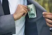 بی آبرویی شرم آور پدر با بچه‌اش وسط خیابان