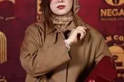 روشنک گرامی با چهره متفاوت با تور سفید/ عکس