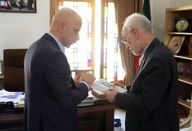 دیدار سفیر لبنان در ایران با علی‌ اکبر صالحی