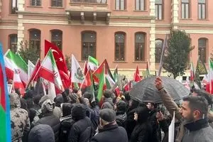 تظاهرات در ترکیه در حمایت از مردم ایران + عکس 