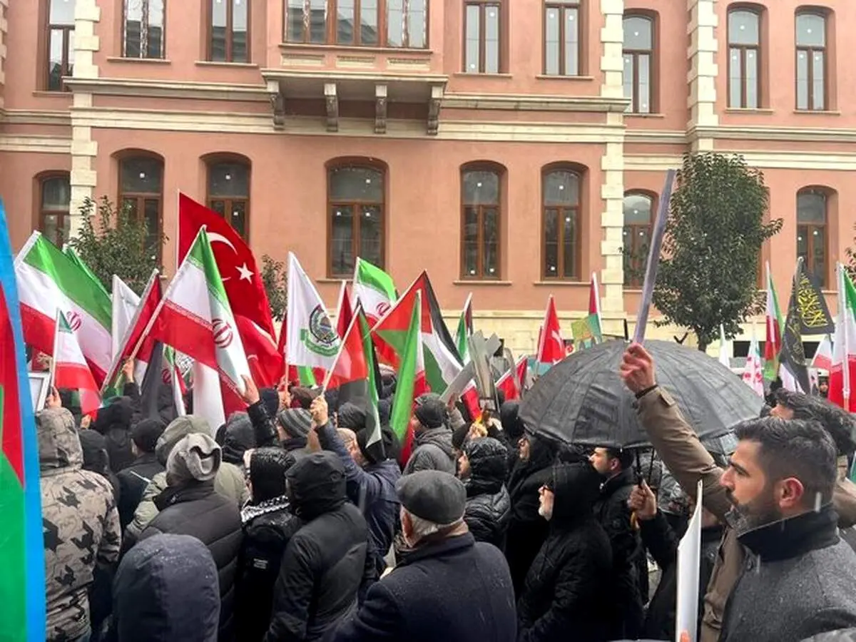 تظاهرات در ترکیه در حمایت از مردم ایران + عکس 