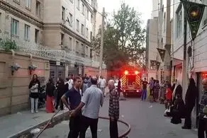 آتش سوزی وسیع در مجتمع مسکونی ۶۰ واحدی در منطقه ۱۴ تهران/ تصاویر