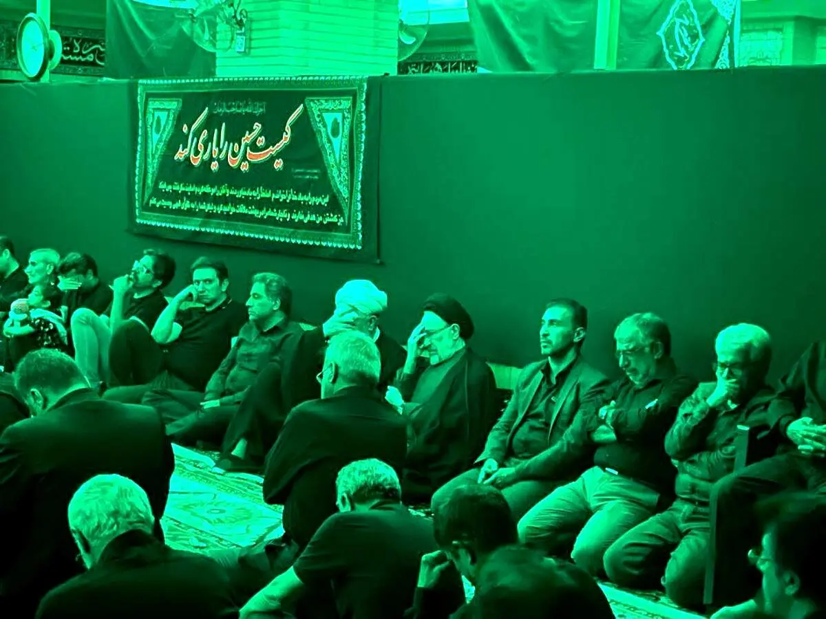 حضور سیدمحمد خاتمی و هادی خامنه‌ای در یک مراسم + عکس