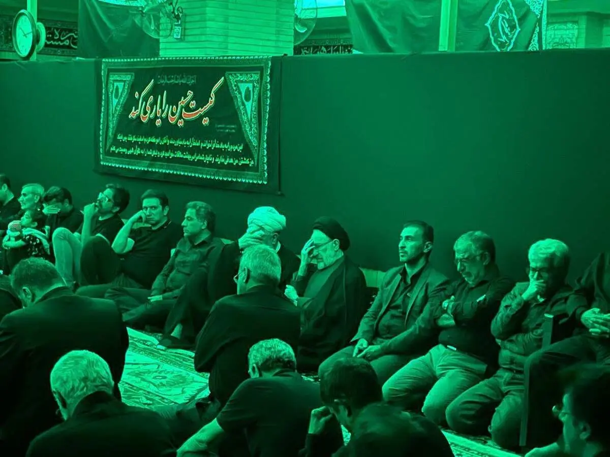 حضور سیدمحمد خاتمی و هادی خامنه‌ای در یک مراسم + عکس