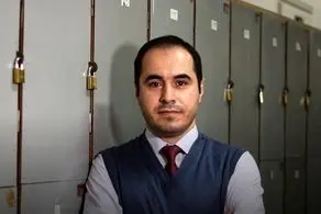 حسین رونقی در بیمارستان با مادرش دیدار کرد