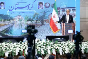 برخی به خاطر منافع شخصی مانع‌تراشی می‌کنند/ حجم بالای کار اجازه نمی‌دهد بتوانم به همه تقاضاها پاسخ دهم