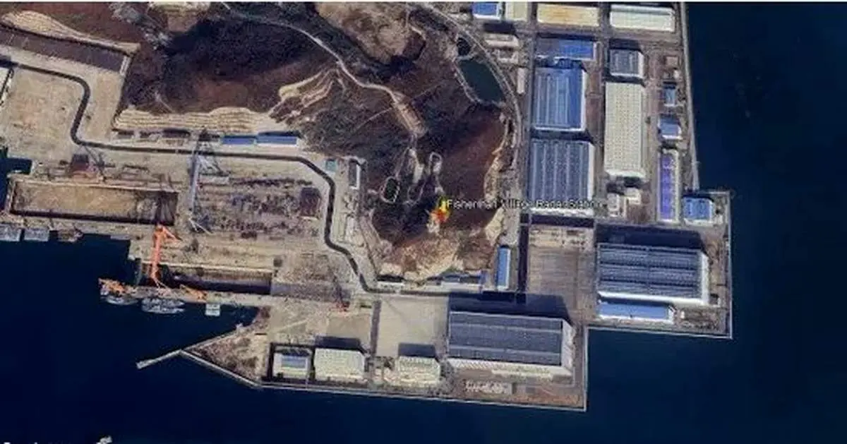 زیردریایی اتمی در تصاویر ماهواره‌ای دیده شد