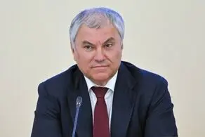 رئیس دوماى روسیه: بایدن و زلنسکى در صف اول بیماران روانى به جبهه جنگ اعزام شوند 
