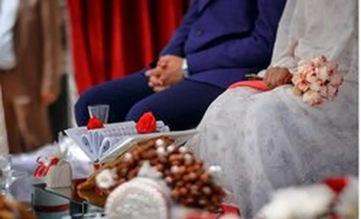 دانش آموزان تهرانی خانم معلم را در مدرسه برای عروس شدن آماده کردند+ ویدئو