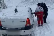 گرفتاری حدود ۸۰۰۰ نفر در برف و کولاک در نقاط مختلف کشور