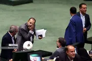 از حرکات کششی تا سوغاتی نمایندگان مجلس سوژه عکاسان شد + ببینید 