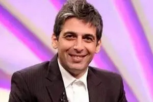  تیپ گنگ حمید گودرزی در سفر به خارج/ عکس