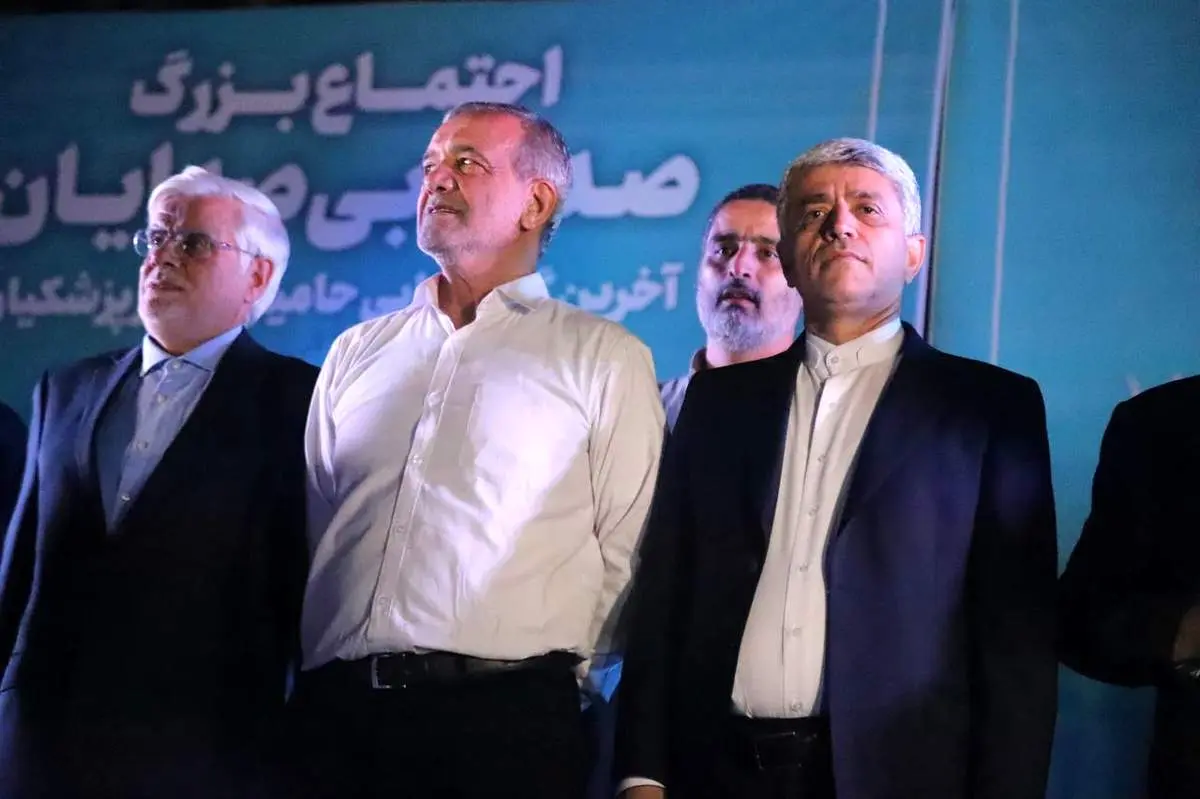 عارف: در روز جمعه مردم کار ناتمام را تمام خواهند کرد