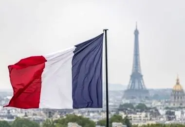 حمله با چاقو در متروی پاریس 