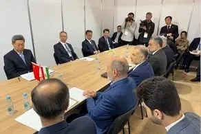 دبیر شورای عالی امنیت یک توافقنامه امنیتی با روسیه امضا کرد 