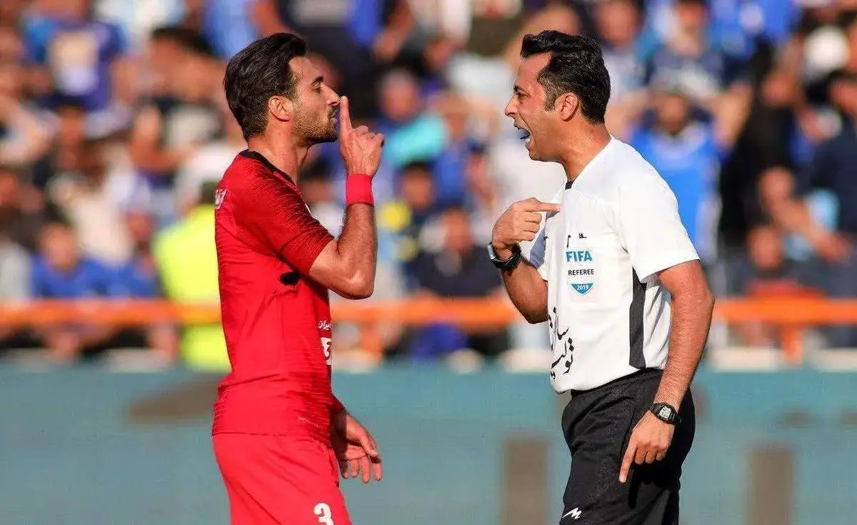 ادعای عجیب خلیل زاده غوغا به پا کرد / پرسپولیس تیم حکومتی است!
