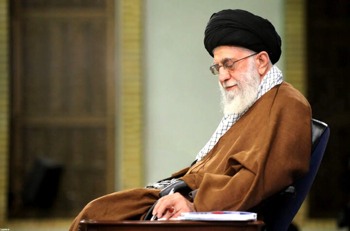 نظر رهبر انقلاب درمورد بستن نشریات/ شهادت رییس سازمان اسناد در مورد حکم رهبری!