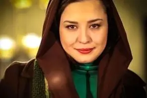 خانم بازیگر جوان، هنرپیشه مرد را جلوی چشم مردم بغل کرد!/ «مهراوه شریفی‌نیا» چرا این کار را انجام داد؟+ عکس جنجالی