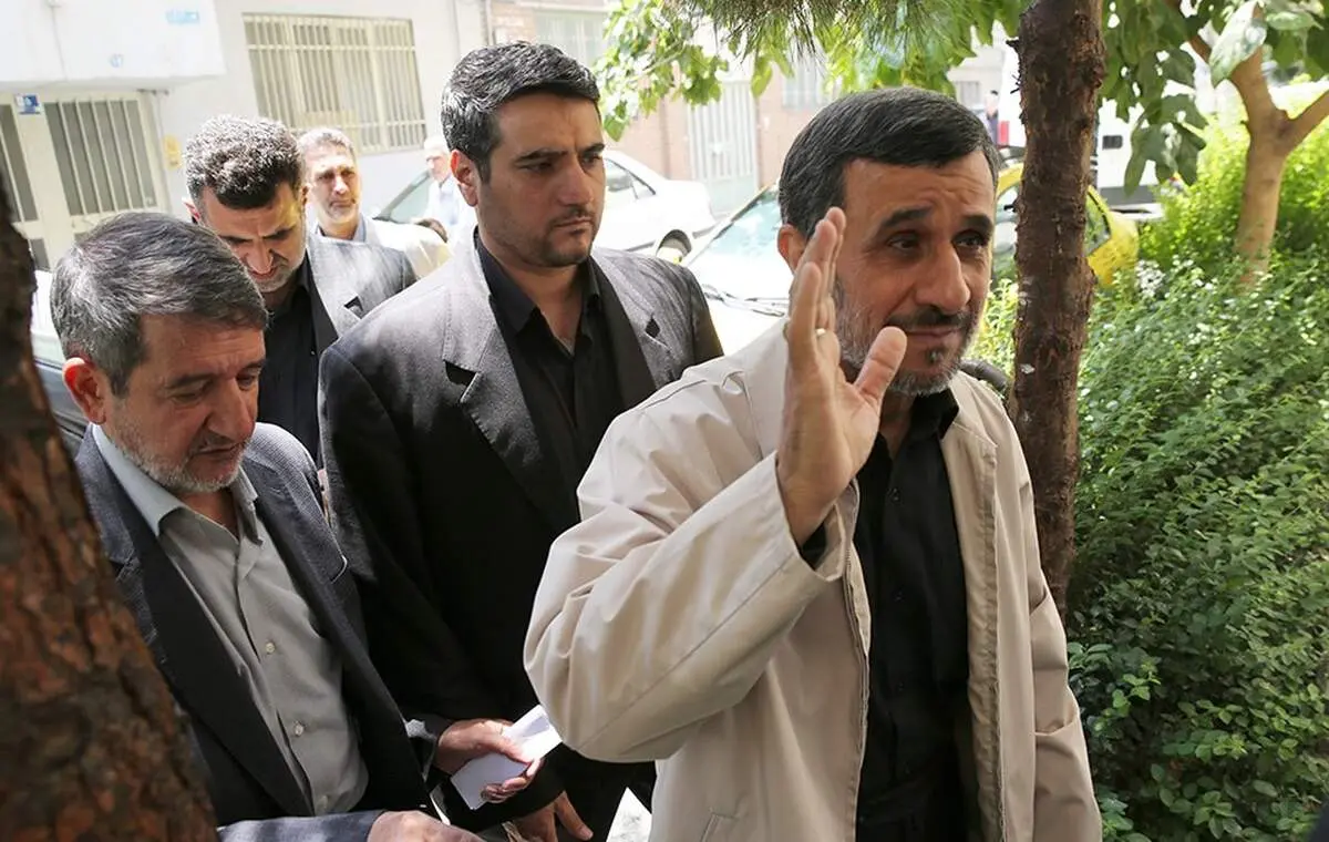 احمدی‌نژاد پس از شایعات رخ نشان داد/ تصاویر
