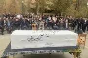 علی لاریجانی در مراسم تشییع پیکر این چهره مطرح فرهنگ و ادب حضور یافت + عکس 