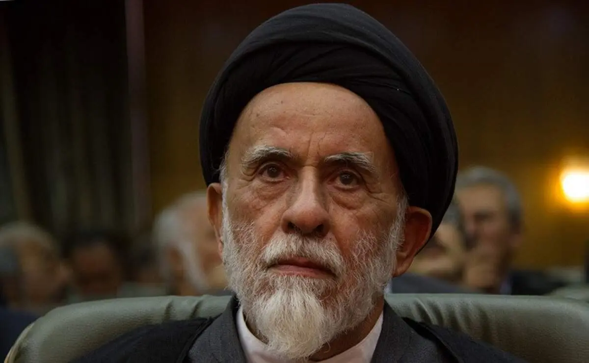 بین حرف تا عمل رئیسی تناقض وجود دارد 