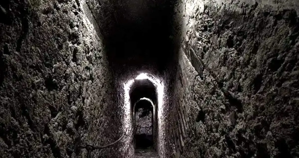 باور می کنید خانه واقعی دراکولاها این شکلی باشد+ عکس