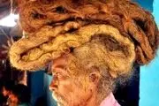 چهره چندش مردی که 40 سال موهای خود را نشسته است +عکس