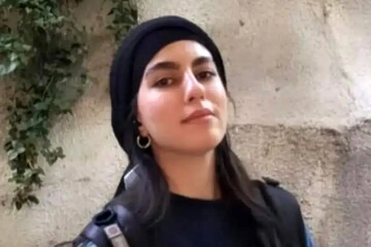 عکس جانسوز و غمانگیز از مقابل منزل الهه حسیننژاد