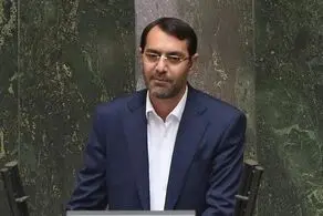 رحیم زارع: از همکاران عزیزم تمنا دارم که به کلیات برنامه‌های رئیس محترم جمهور رای موافق بدهند