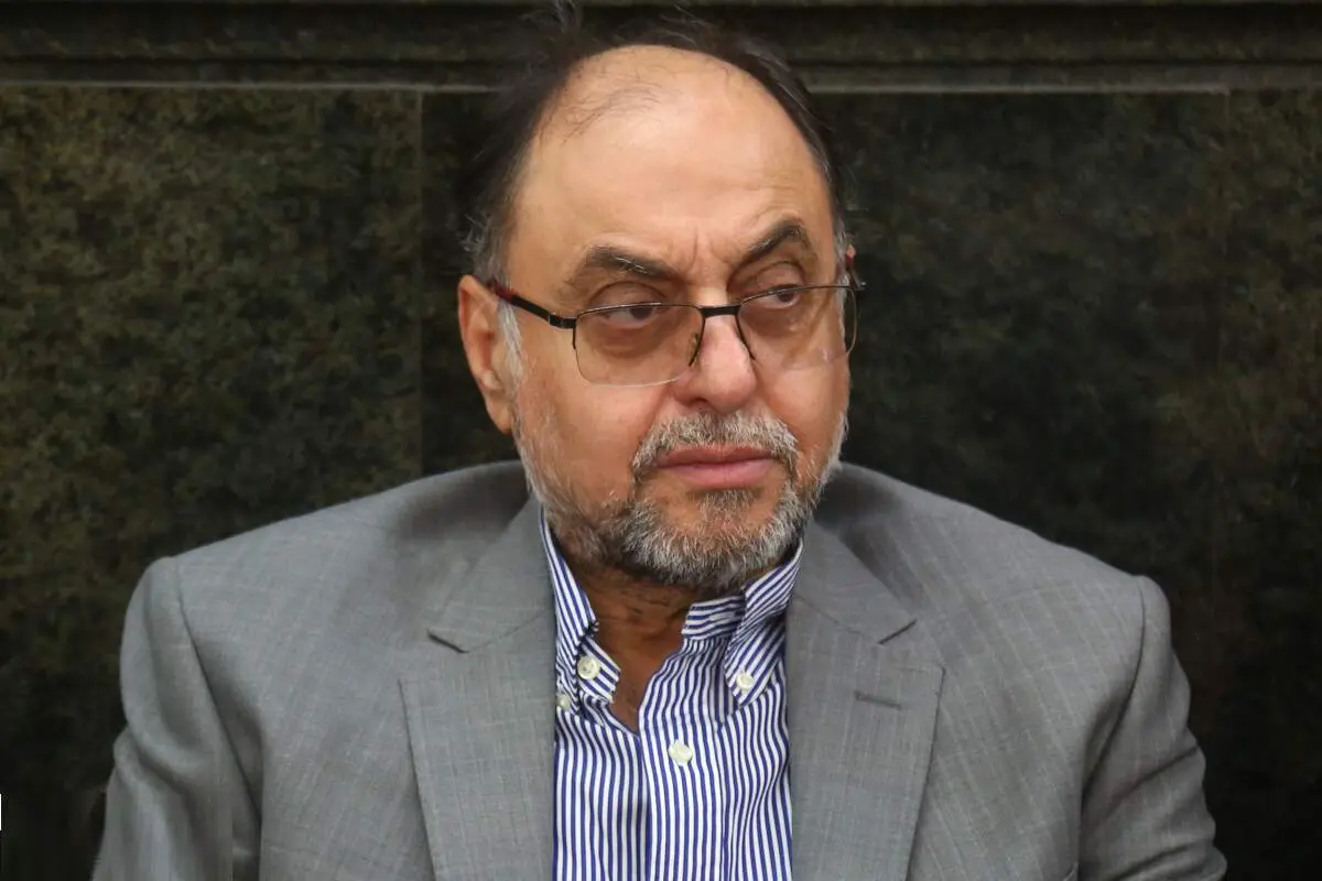 وحید حقانیان سردار بلندپایه سپاه پاسداران است؟ 