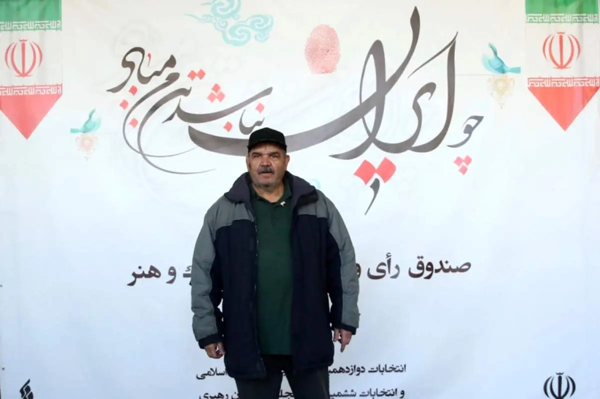 این بازیگر تلویزیون با کروات رای داد!| کدام بازیگران در تالار وحدت رای دادند + ببینید