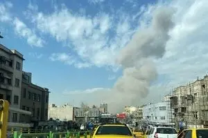 شلیک پدافند هوایی به سمت اهداف متخاصم دشمن در آسمان تهران