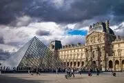 موزهٔ لوور پاریس به‌خاطر دزدی تعطیل شد