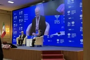 عراقچی: درخواست برای مذاکره مجدد شروع شده است