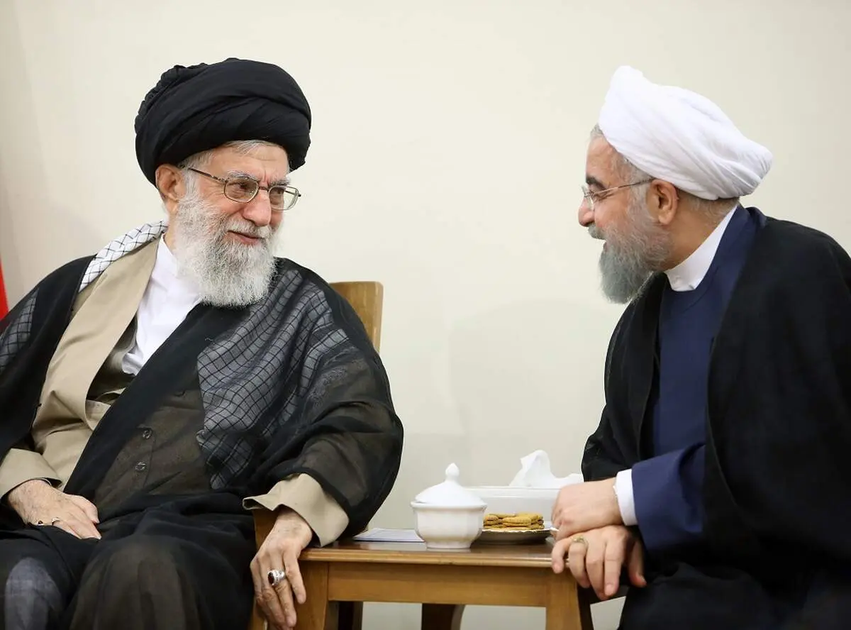 جزییات نامه‌های حسن روحانی به رهبر انقلاب