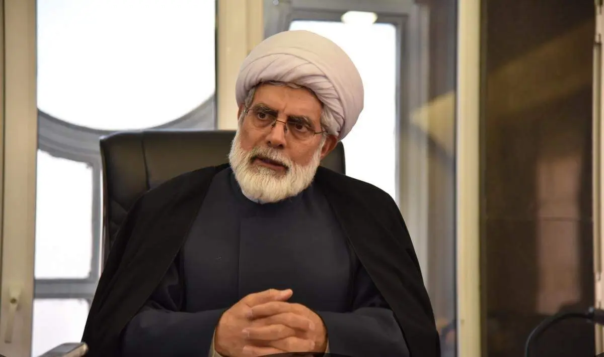 نگرانی و وحشت از حضور افراد معتدل و میانه‌رو باعث حذف حسن روحانی شد